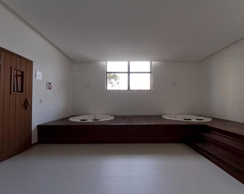 Alto Padrao! Shop. Estacao. Piscina, Sauna, Academia. Novo! 쿠리치바 외부 사진