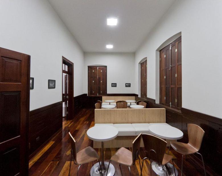 Alto Padrao! Shop. Estacao. Piscina, Sauna, Academia. Novo! 쿠리치바 외부 사진